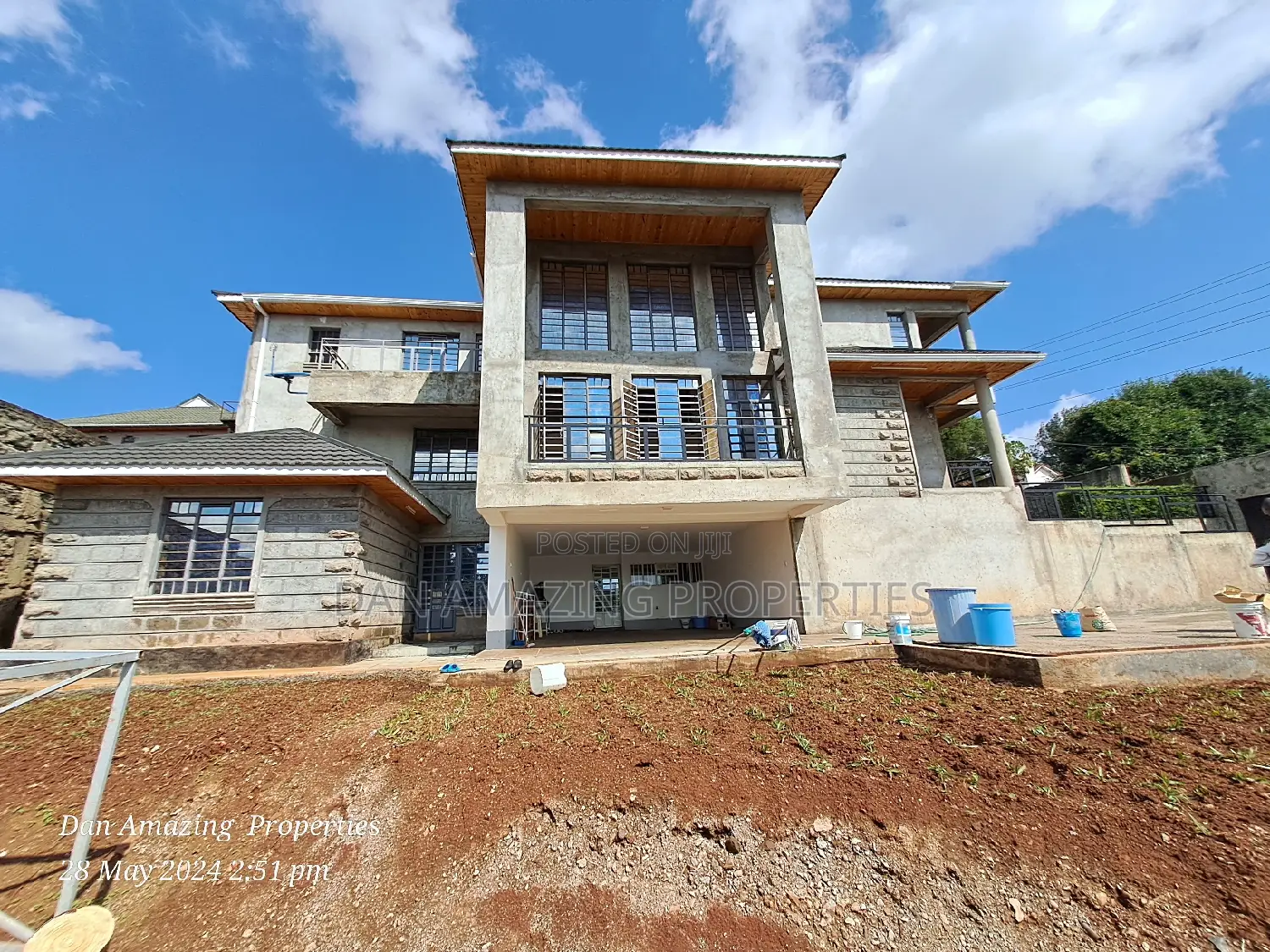 6bdrm Mansion in Lemiso Rd 1/4 Acre, Ngong for sale