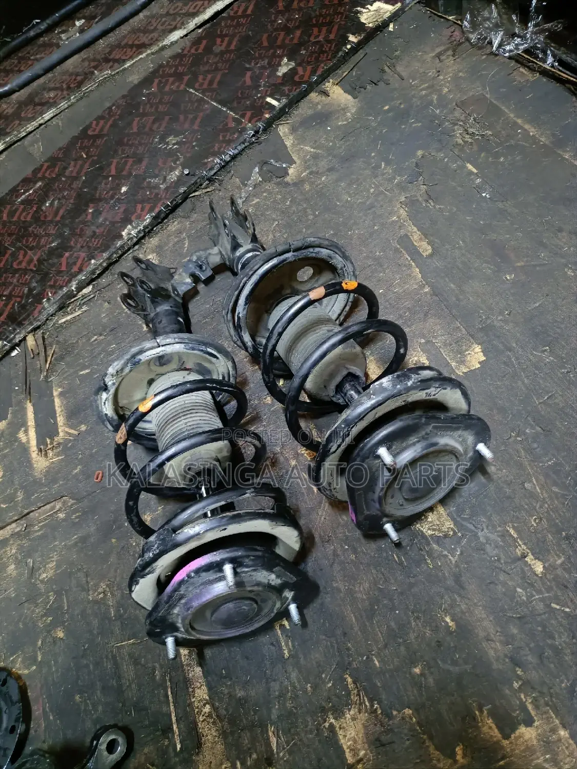 Corolla 100 Complete Shocks