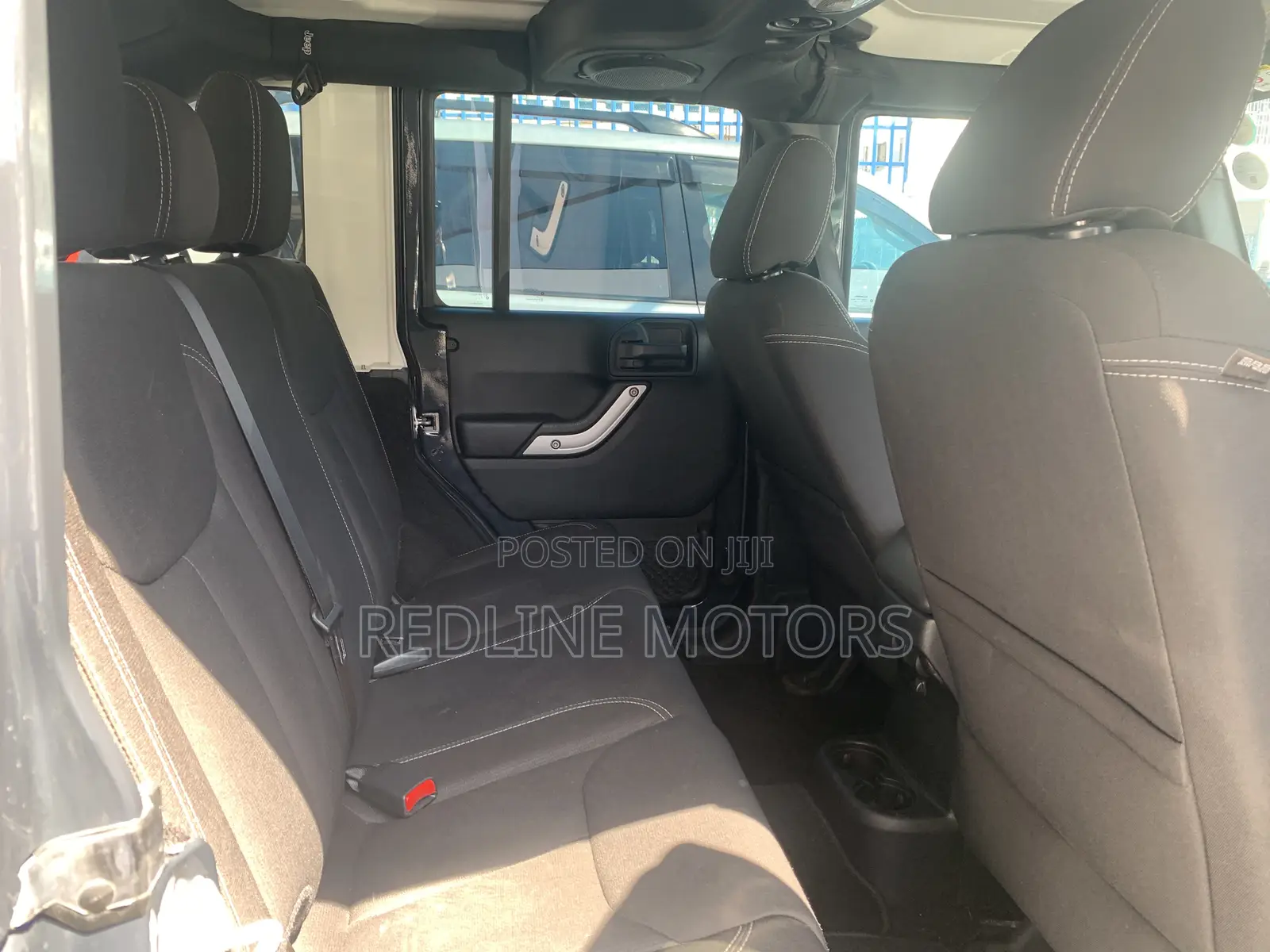 Jeep Wrangler Sahara 4x4 2016 Matt Black