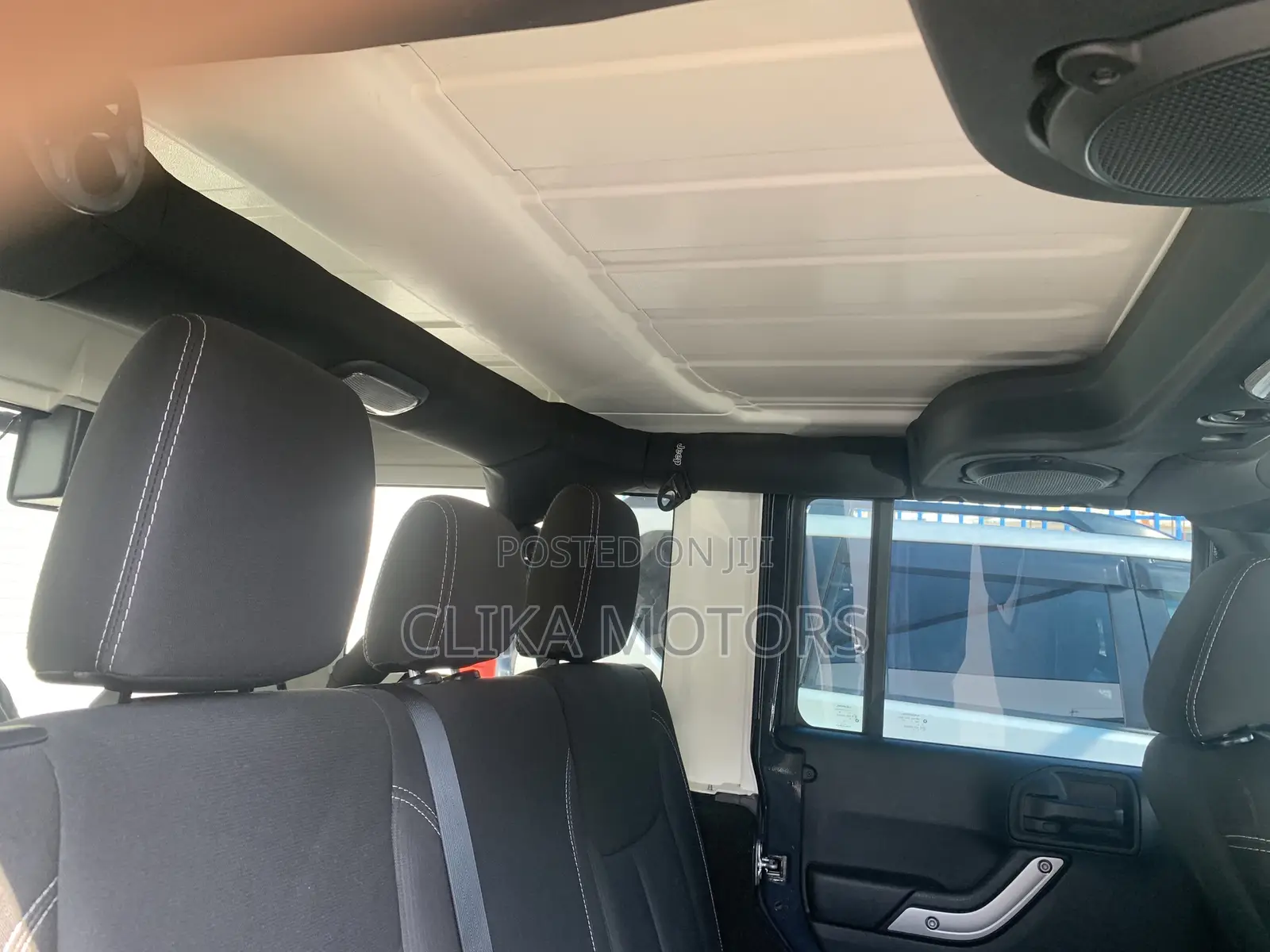 Jeep Wrangler Sahara 4x4 2016 Matt Black