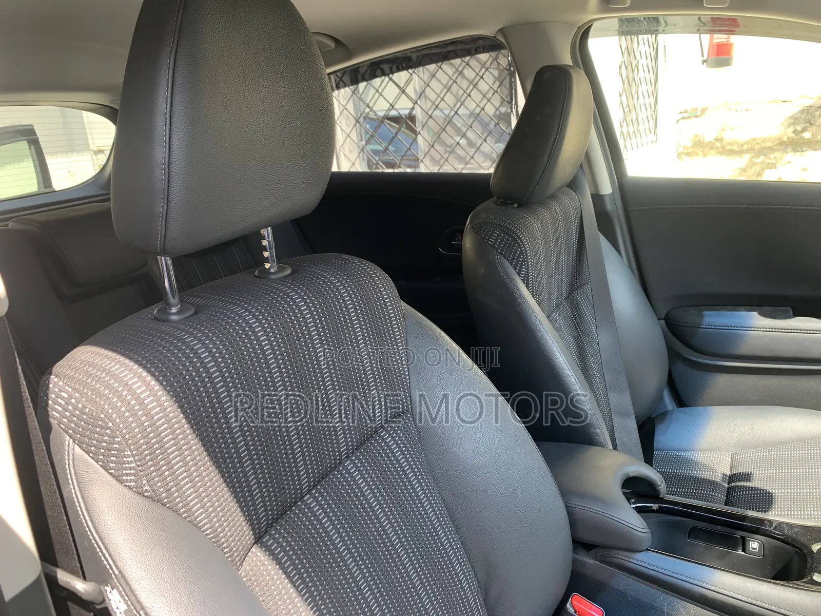 Honda Vezel 1.5 Hybrid 4WD 2017 Green
