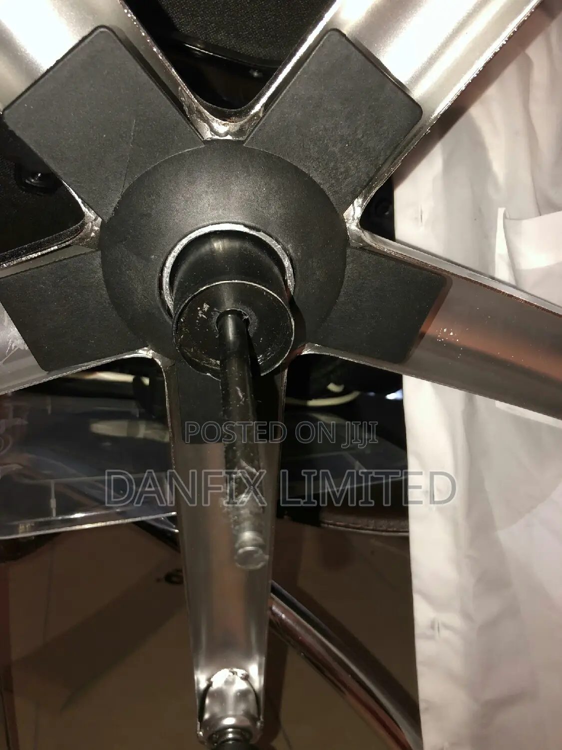 Office Chairs Repair and Replacement of Parts Services