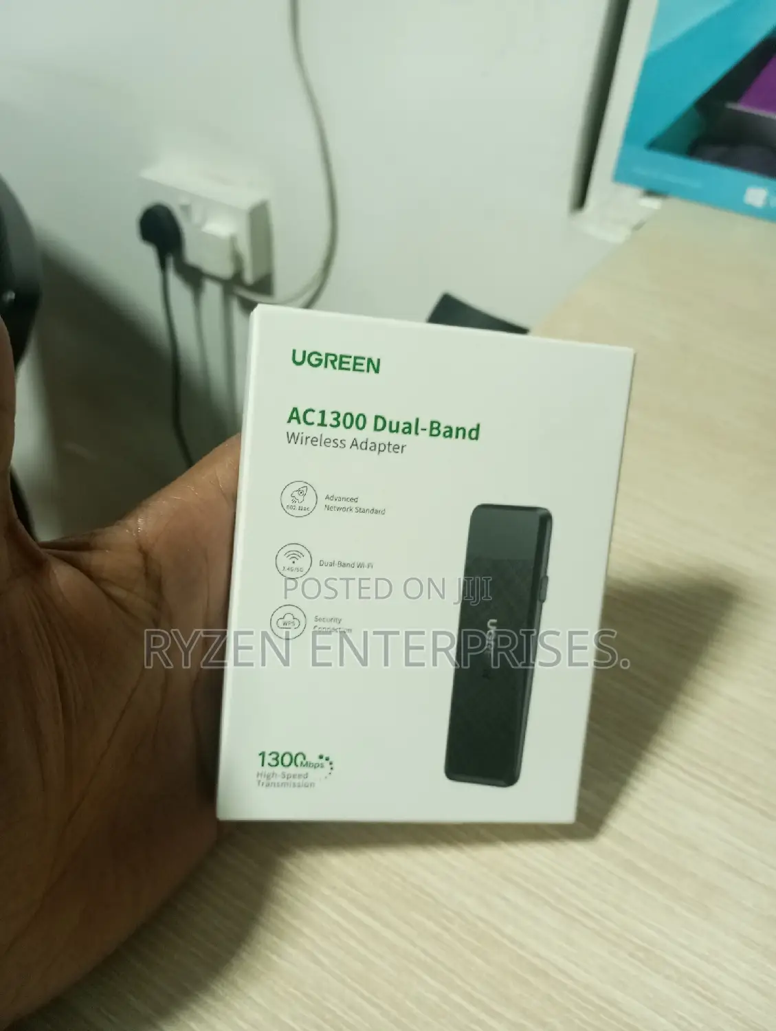 UGREEN AX1800 Dual-Band Wireless USB Adapter (Wi-Fi 6)