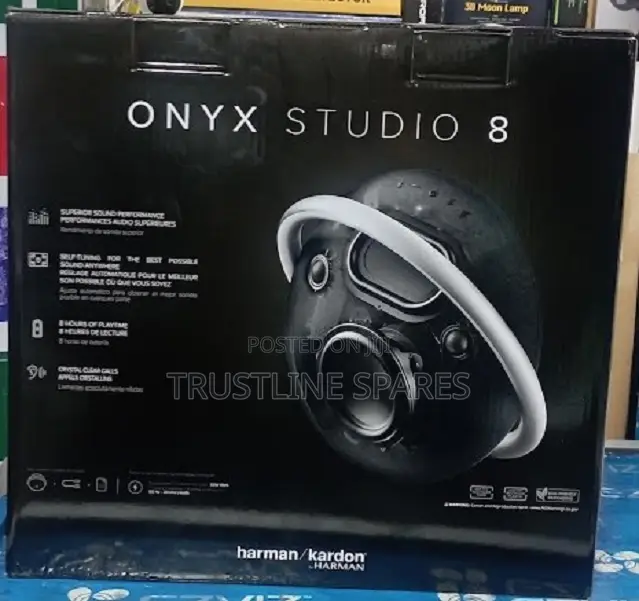 Harman Kardon Onyx Studio 8