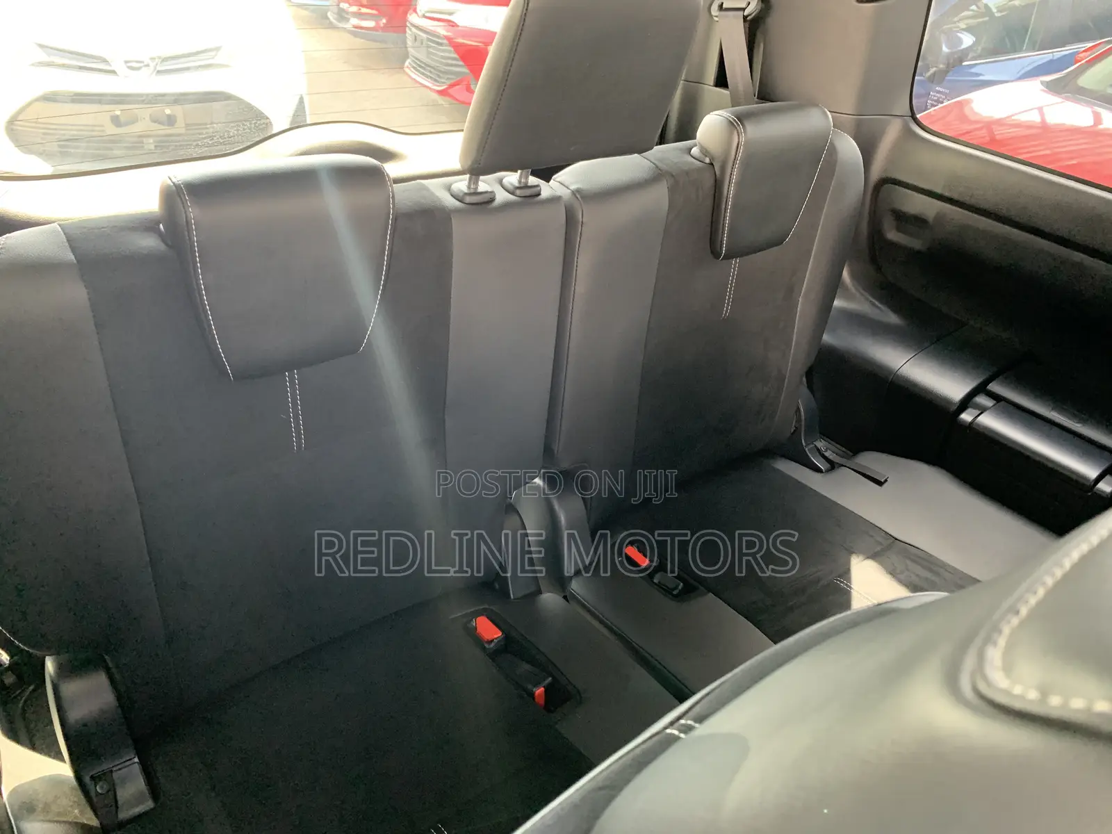 Toyota Noah 2.0 FWD (6 Seater) 2017 White