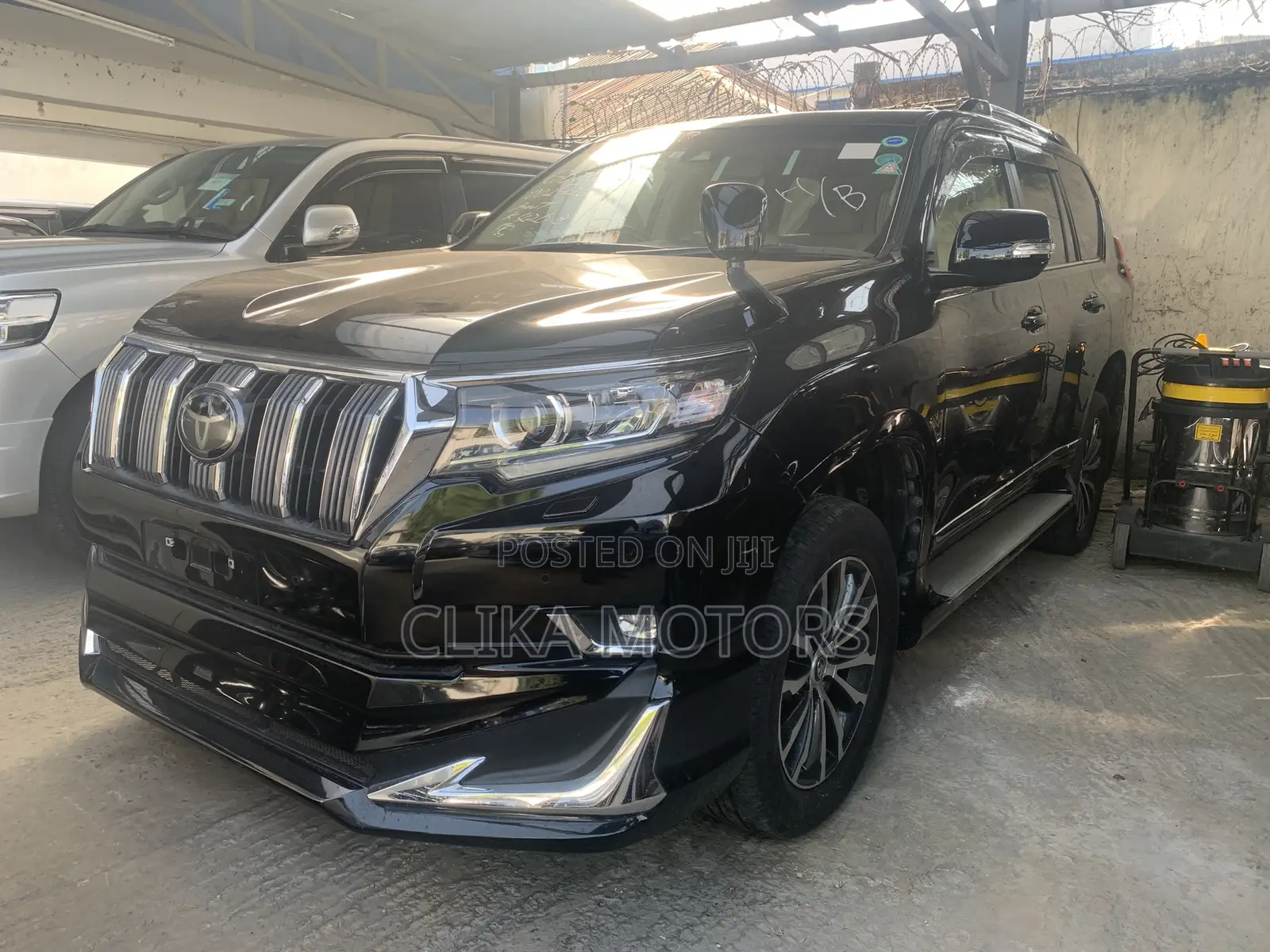 Toyota Land Cruiser Prado 2.8 2018 Black