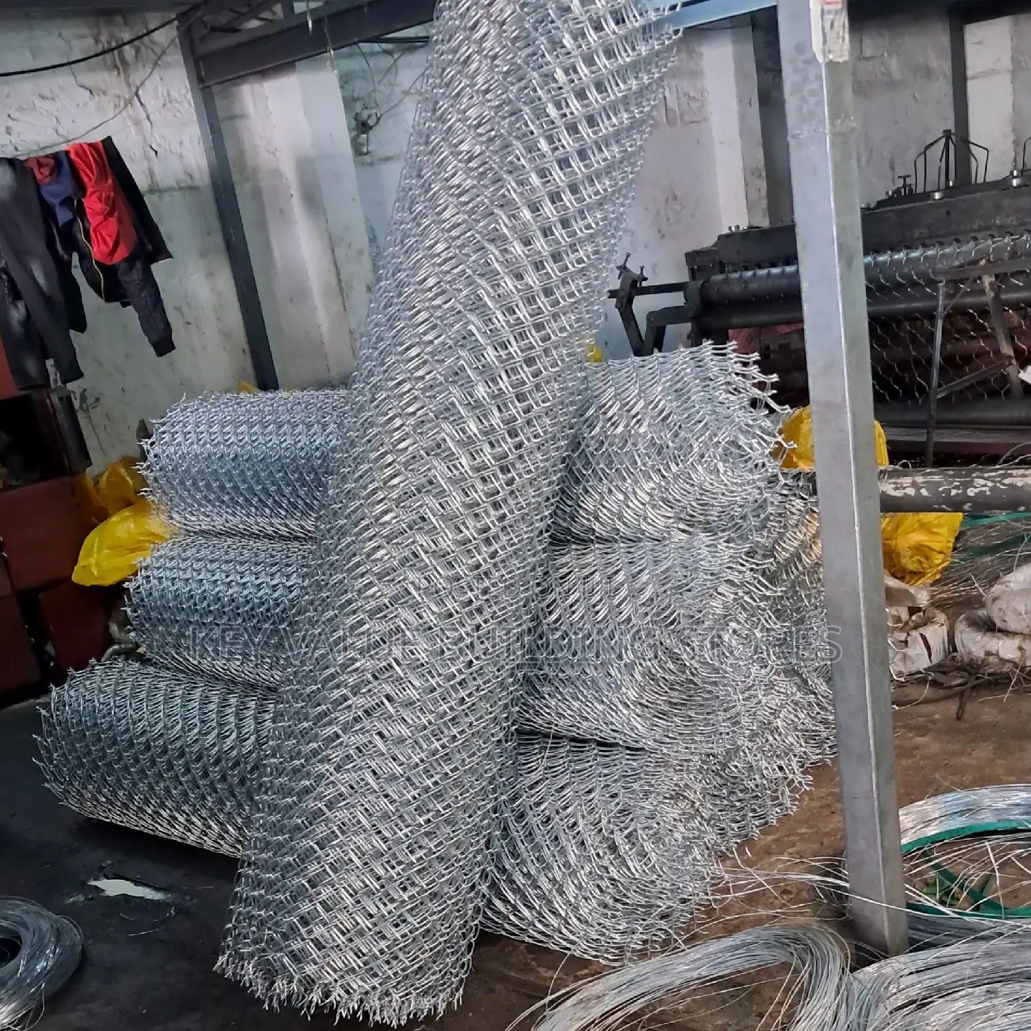 Top Heavy Commercial Galvanized Chainlink-10g