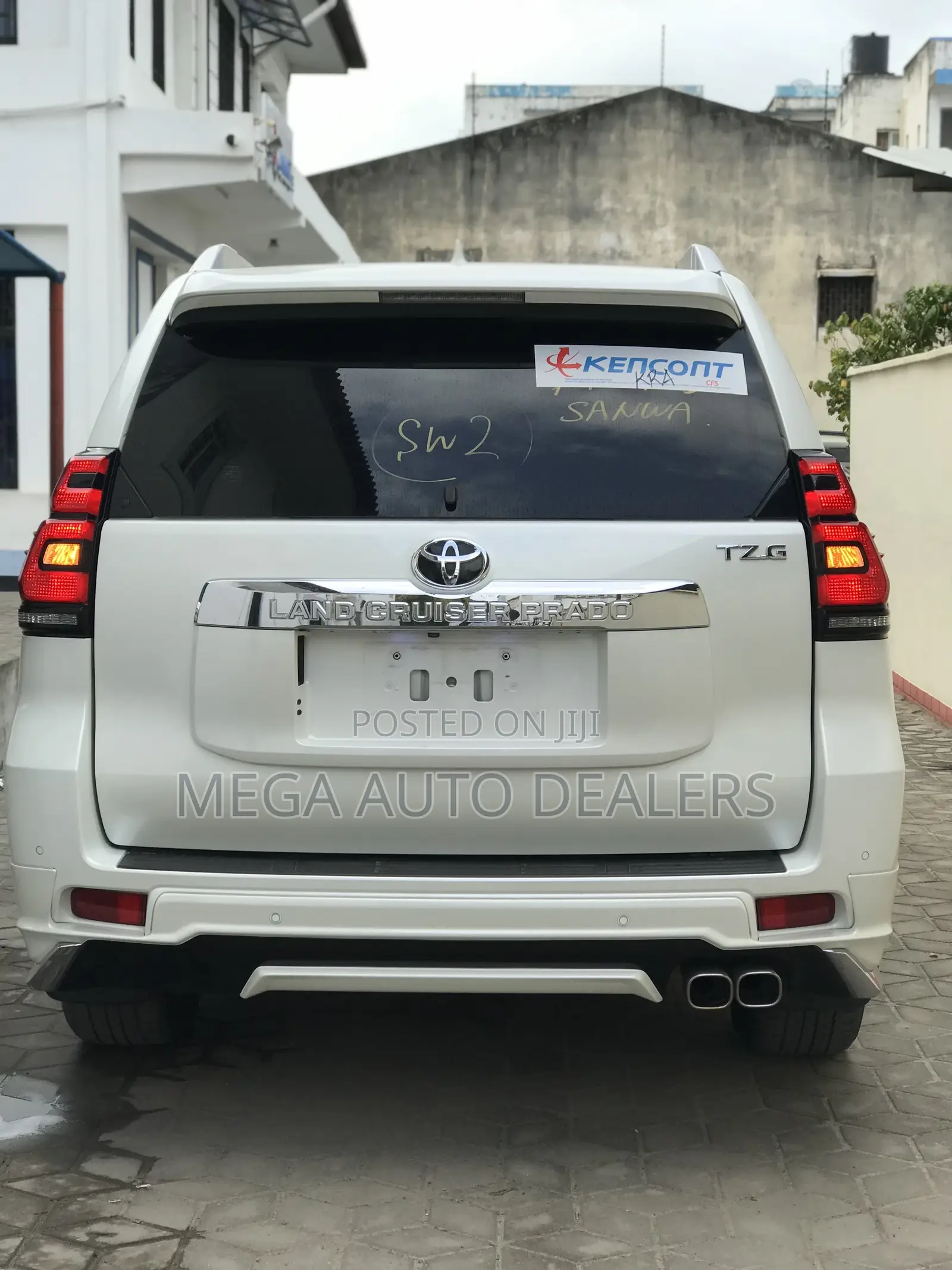 Toyota Land Cruiser Prado 2018 White