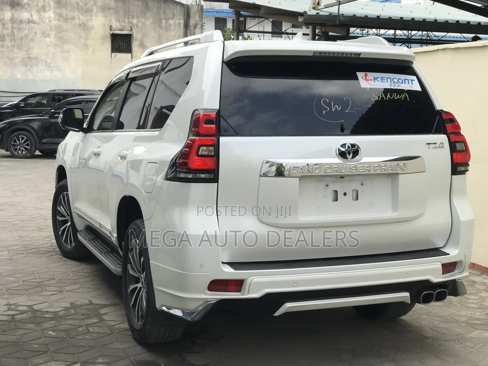Toyota Land Cruiser Prado 2018 White