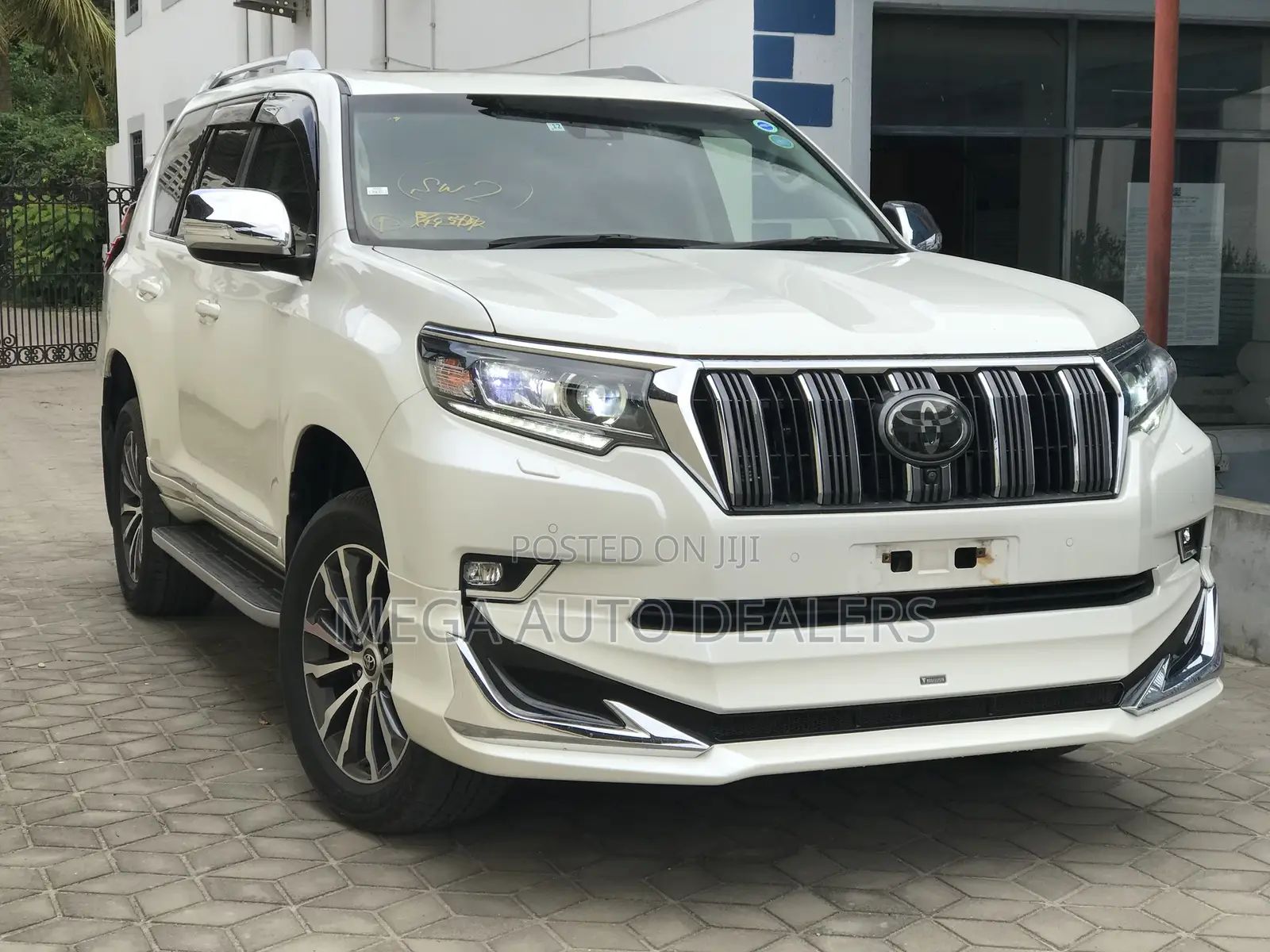 Toyota Land Cruiser Prado 2018 White