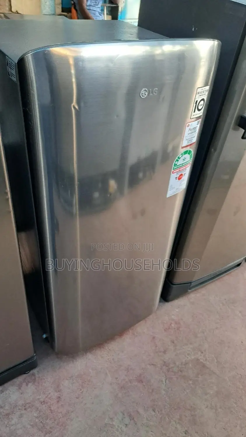 LG Curved 169L Fridge