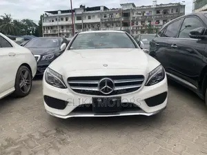 Mercedes-Benz C250 2017 Pearl