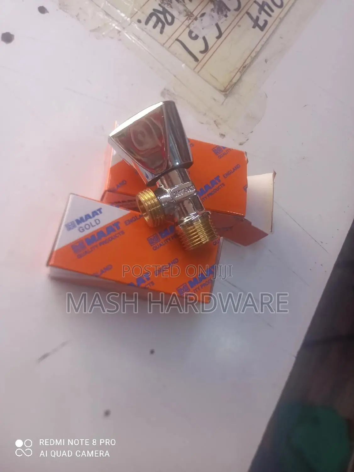 Maat Single Angle Valve