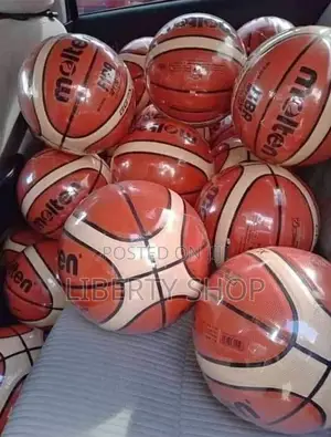 Basketballs Molten Balls