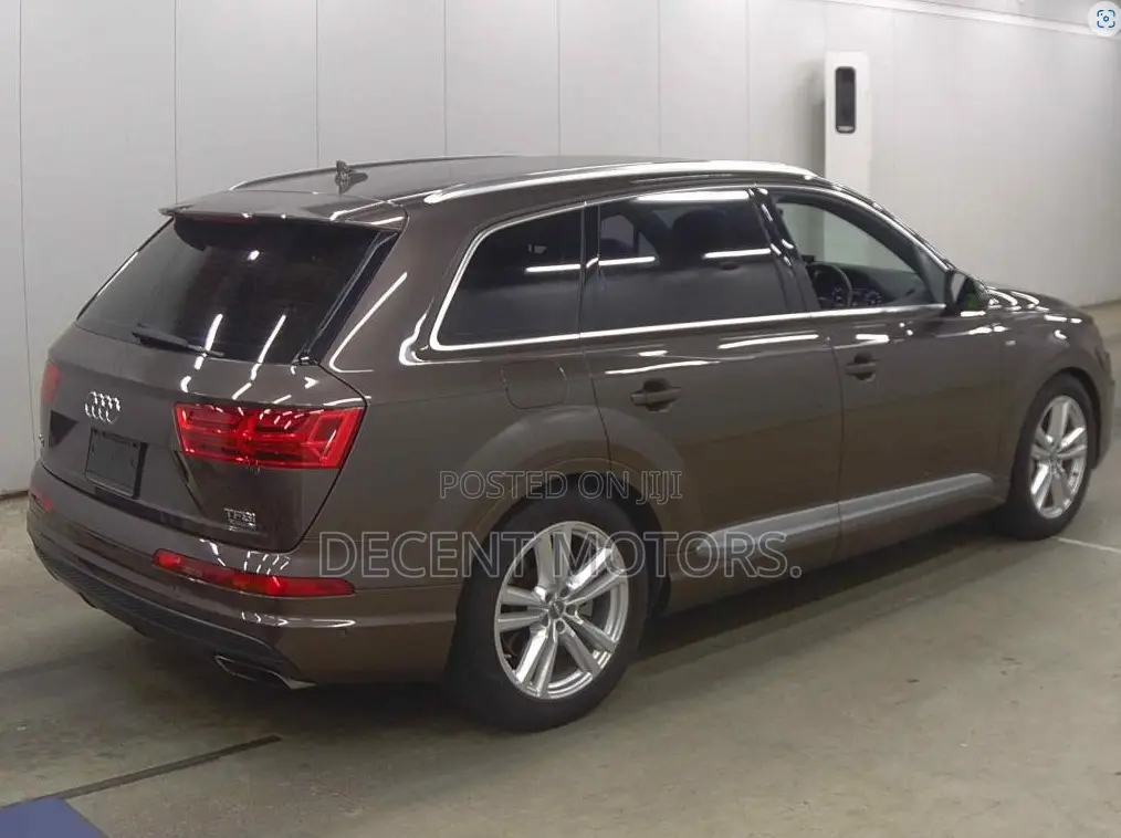 Audi Q7 3.0T Premium AWD quattro 2017 Brown