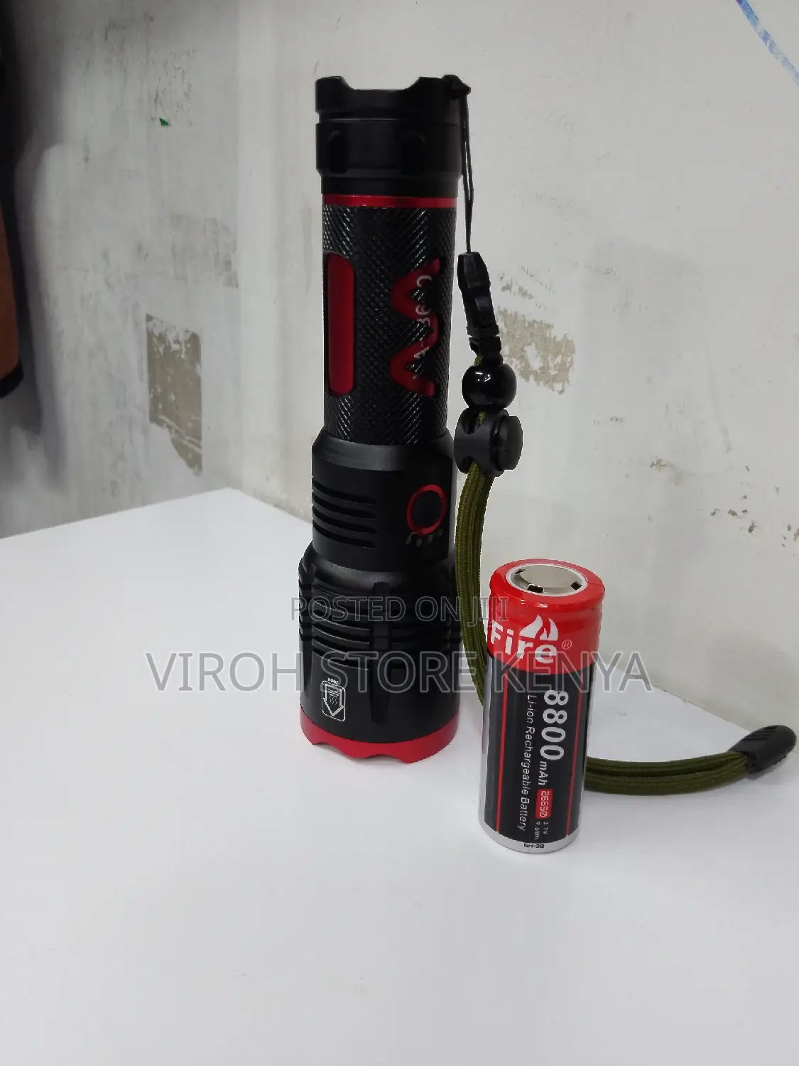 Brightest Zooming Flashlight 10000lumens Torch 26650 Battery
