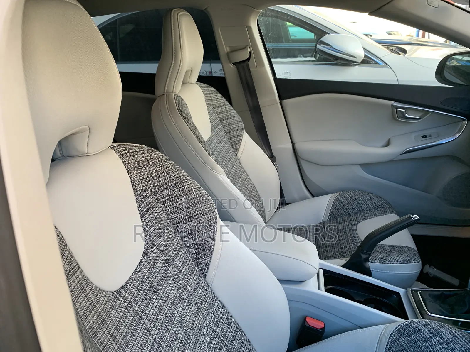 Volvo V40 2017 Blue