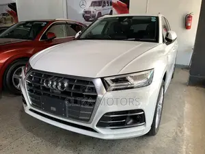 Audi Q5 2.0T Premium AWD quattro 2017 Pearl