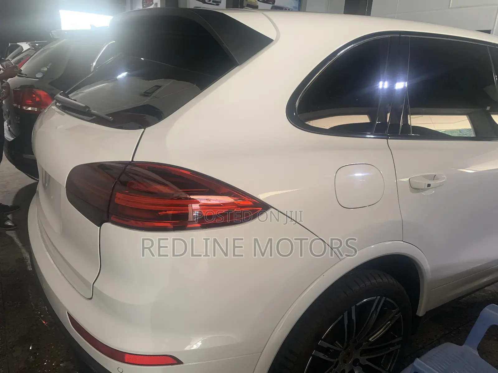 Porsche Cayenne Base AWD 2017 Pearl
