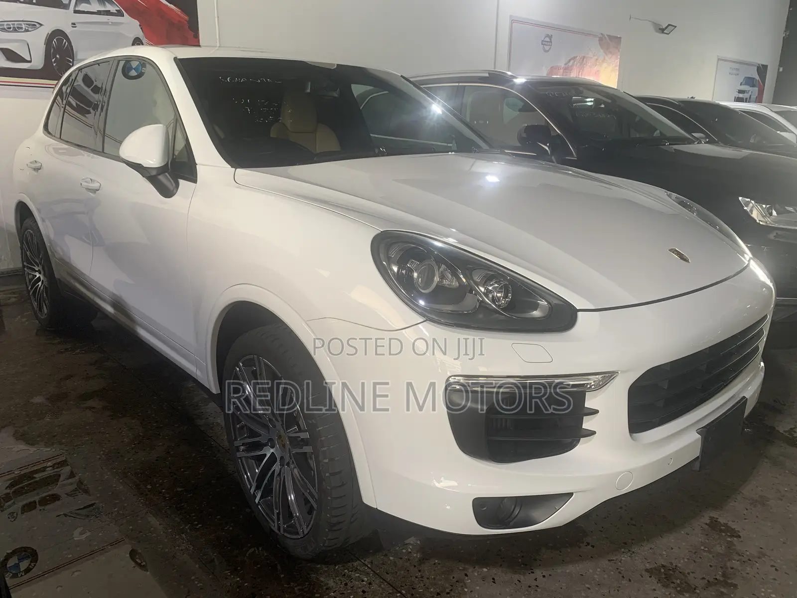 Porsche Cayenne Base AWD 2017 Pearl