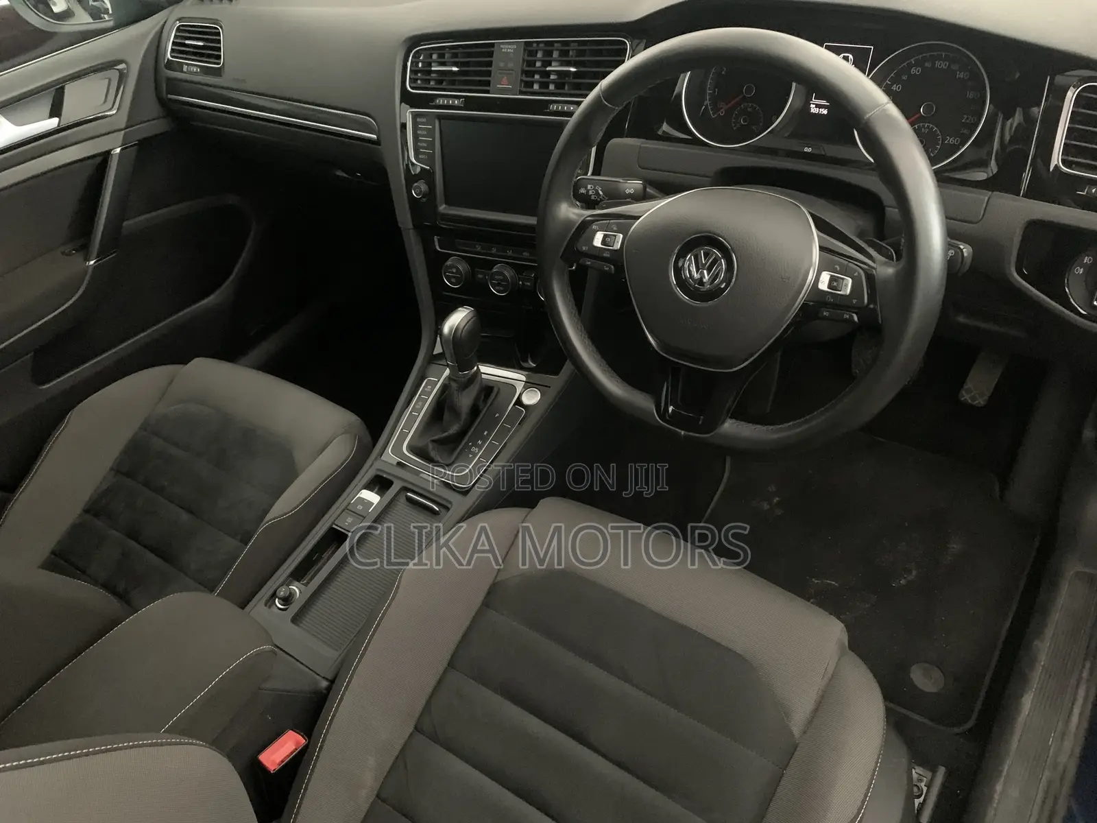 Volkswagen Golf Variant 2017 Blue