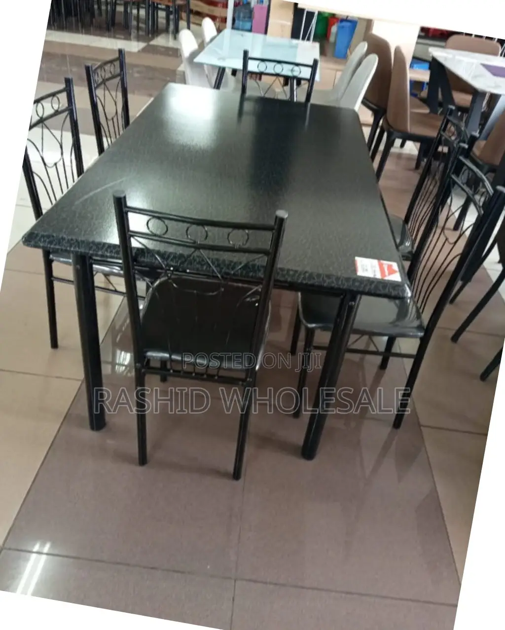 Dining Table 6 Sitters