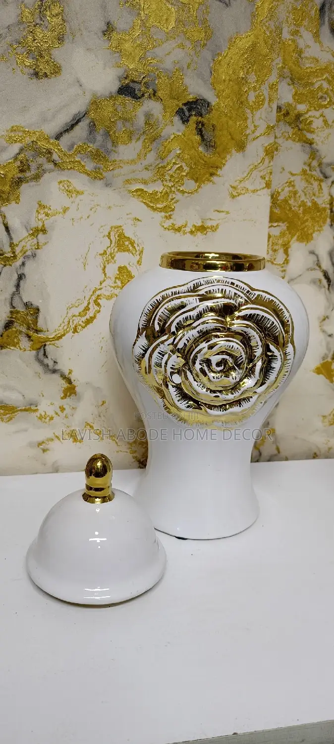 Ceramic Ginger Jar Flower Vase Gold and White