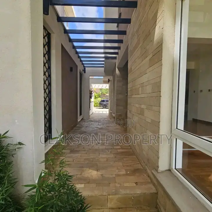 4bdrm Townhouse/Terrace in Lavington for sale