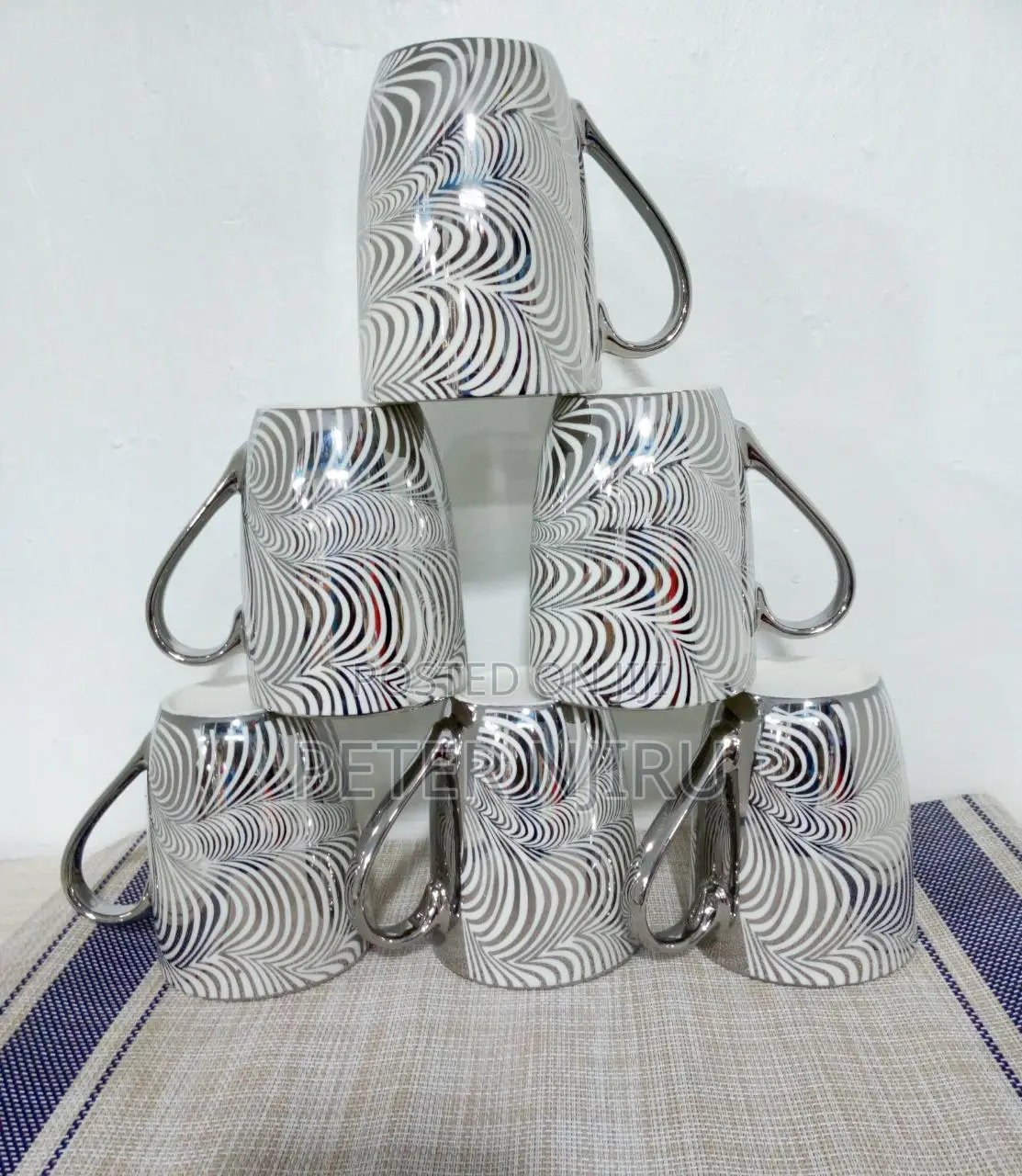 6 Pieces Silver Mugs 350 Ml.