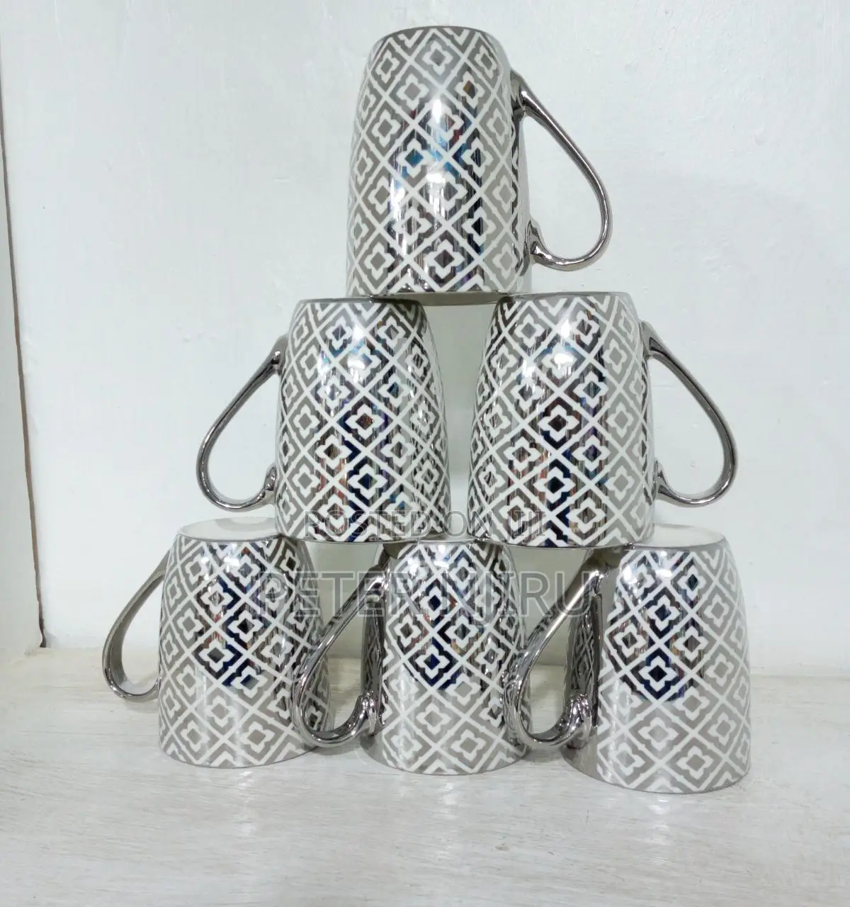 6 Pieces Silver Mugs 350 Ml.