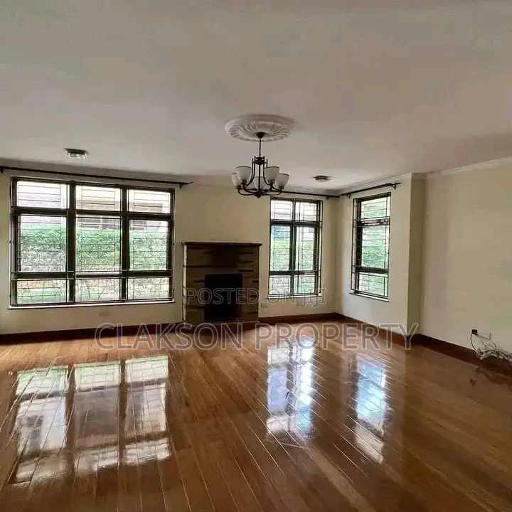 5bdrm Townhouse/Terrace in Lavington for sale