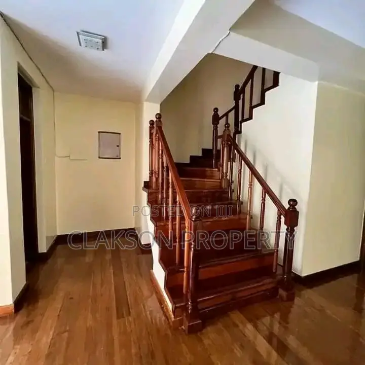 5bdrm Townhouse/Terrace in Lavington for sale