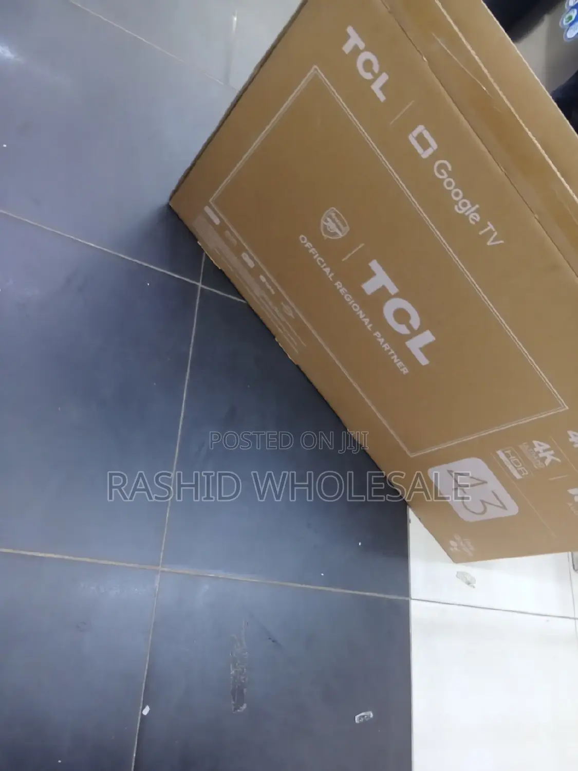 Tcl Smart Flameless Tv 43 Inch Tv .