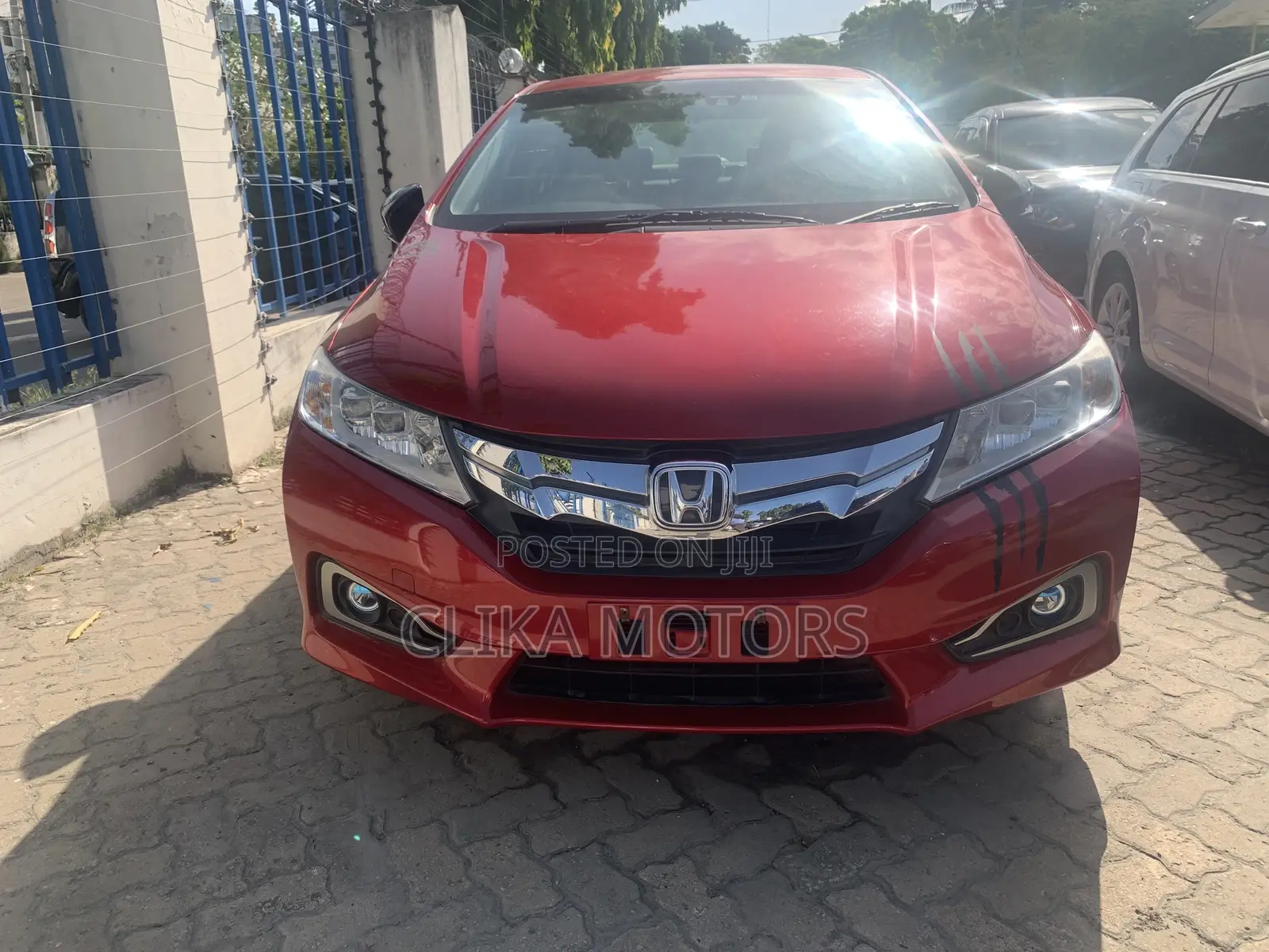 Honda Grace 1.5 Petrol FWD 2016 Red