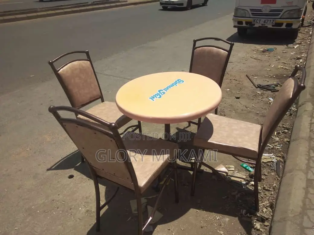 Low Restaraunt Chairs