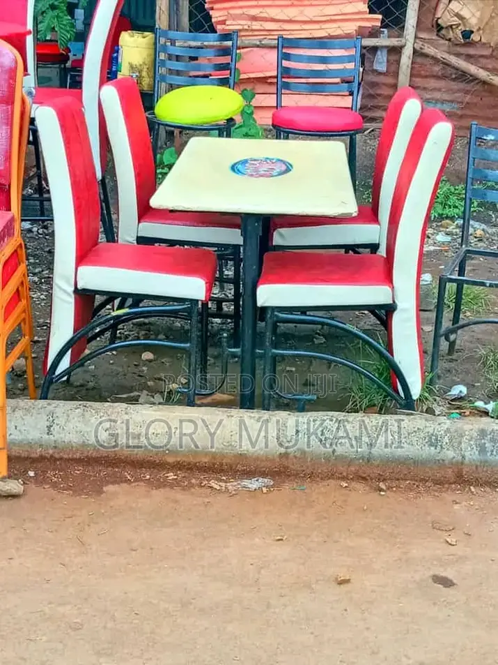 Brand New Restaraunt Tables + 4 Chairs