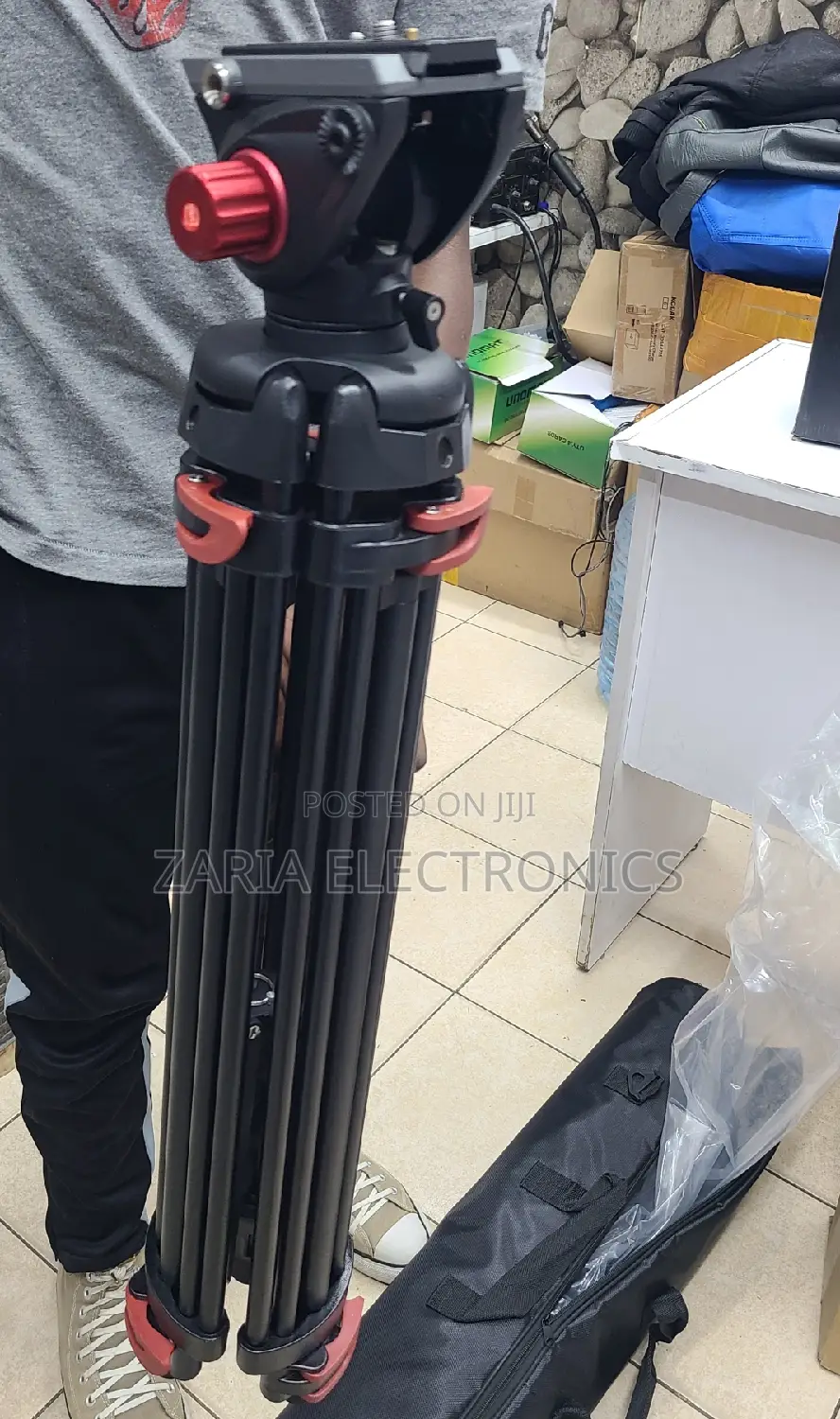 Heavy Duty Professional Camera Tripod Stand