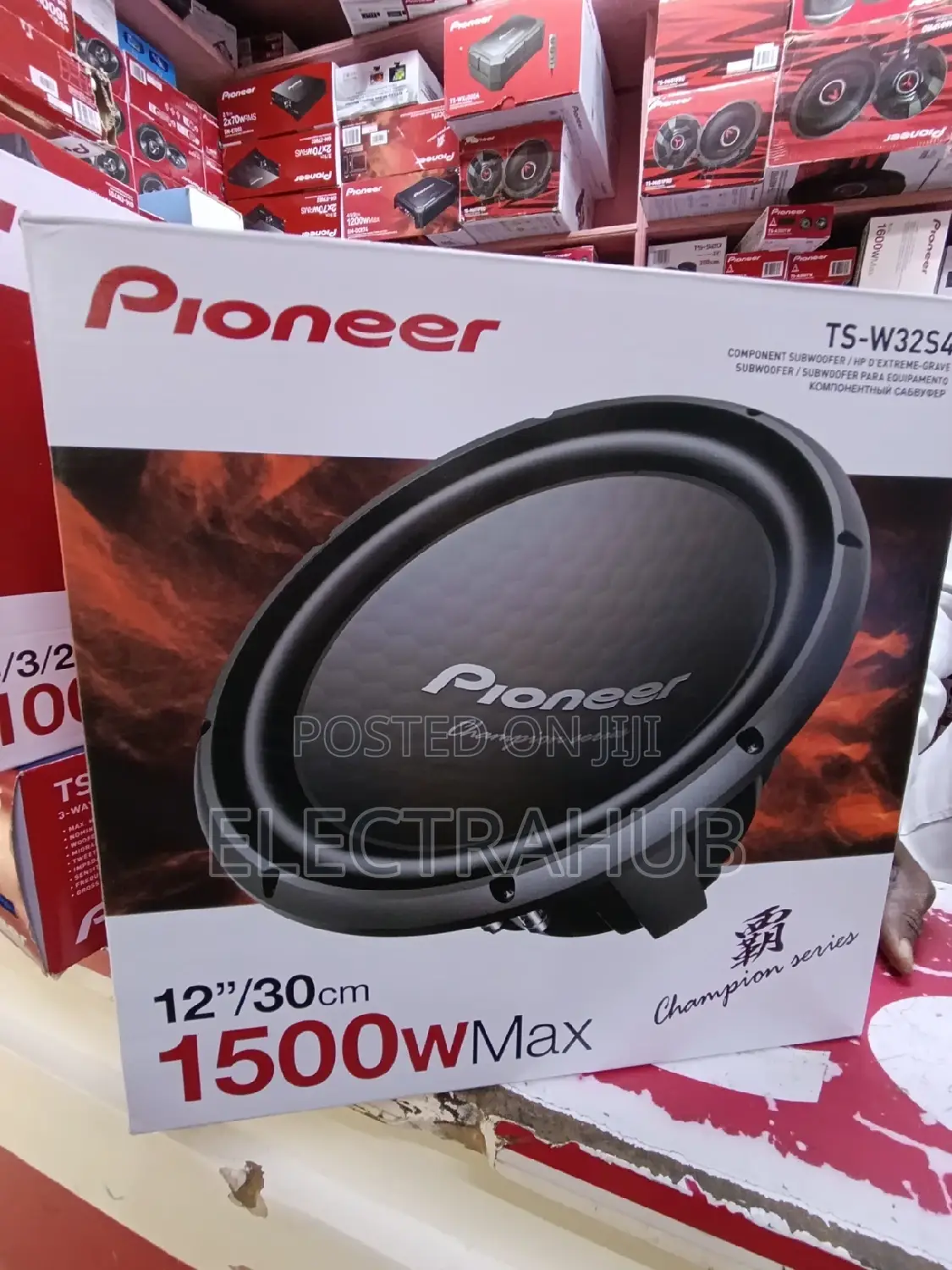 Pioneer TS-W32S4 1500w Boosters New Sealed