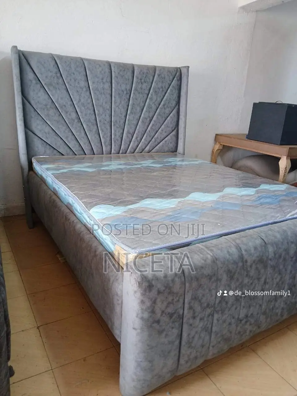 5x6 Chesterbed