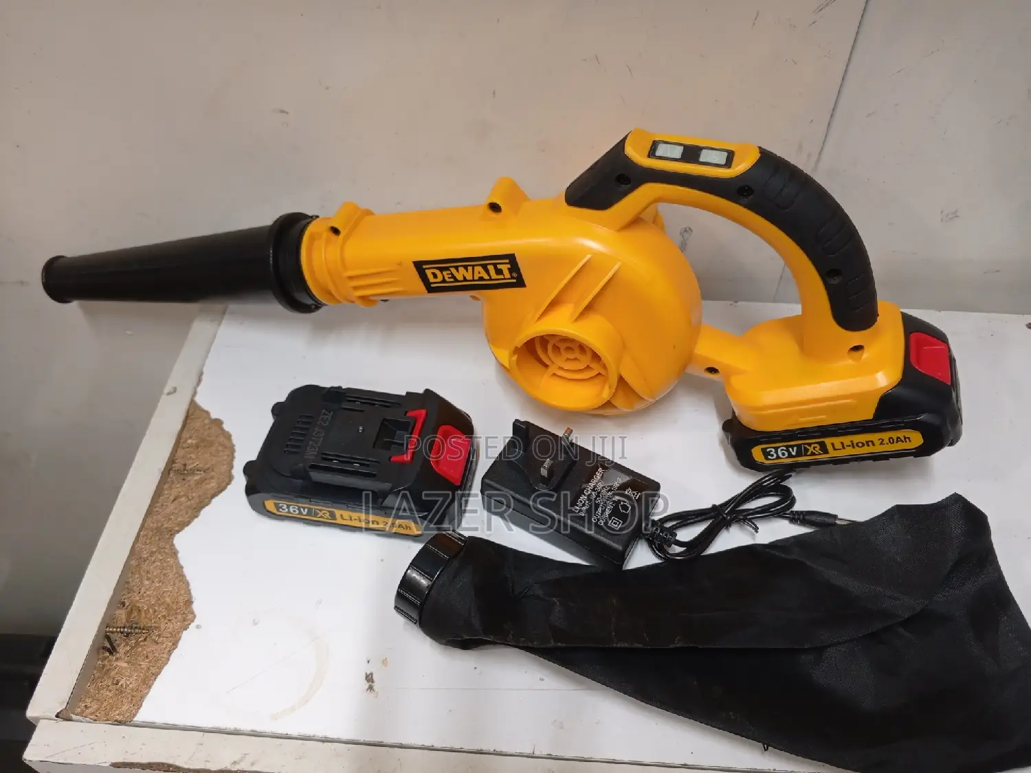 Dewalt Cordless Leaf Blowers
