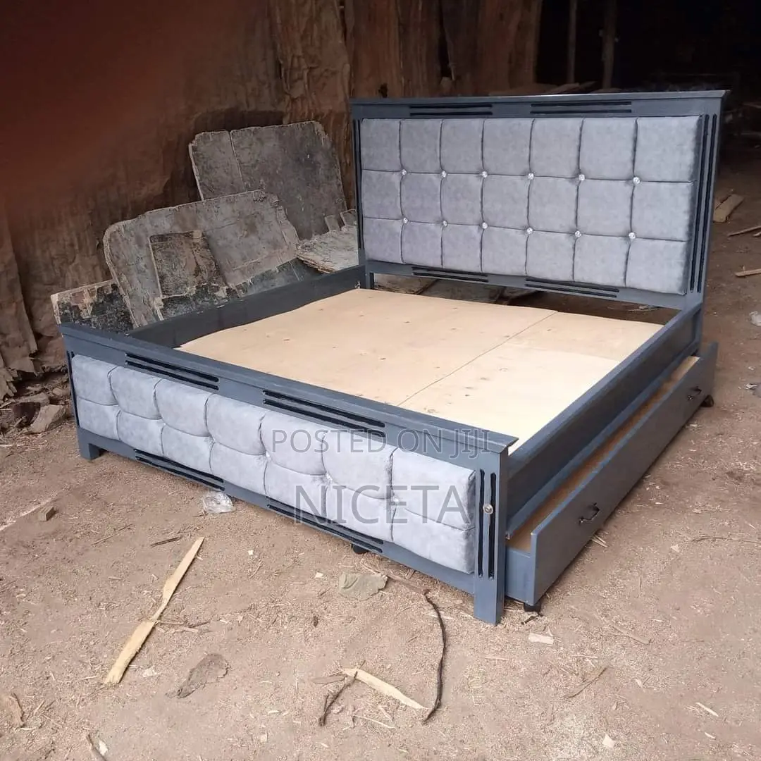 5x6 Storage Chester Bed