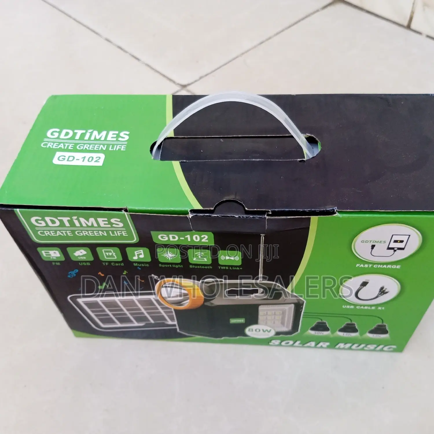 GD Light Solar Lighting System – Black With Bulbs