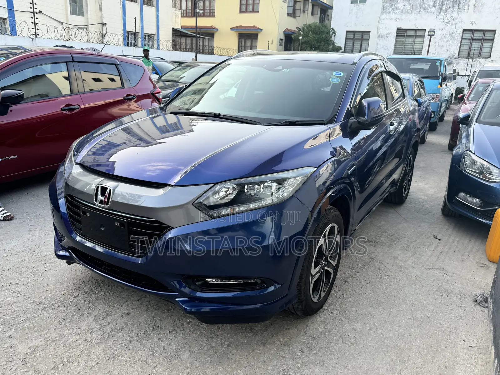 Honda Vezel 2018 Blue