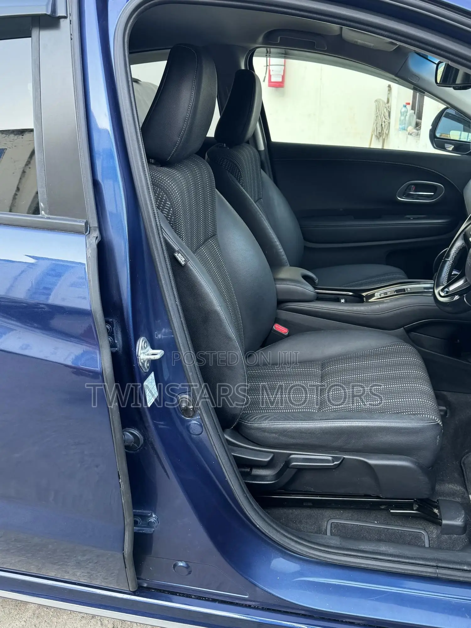 Honda Vezel 2018 Blue
