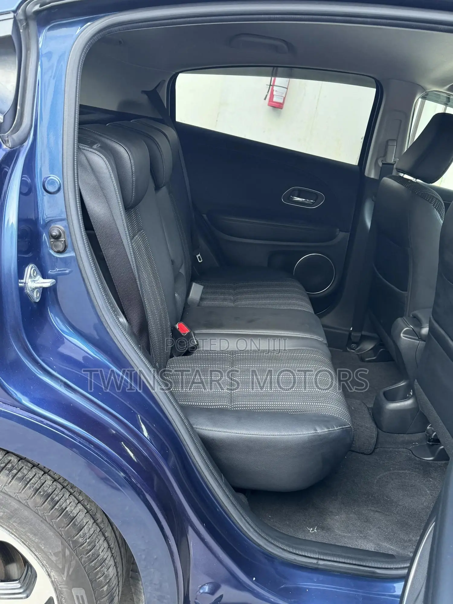 Honda Vezel 2018 Blue