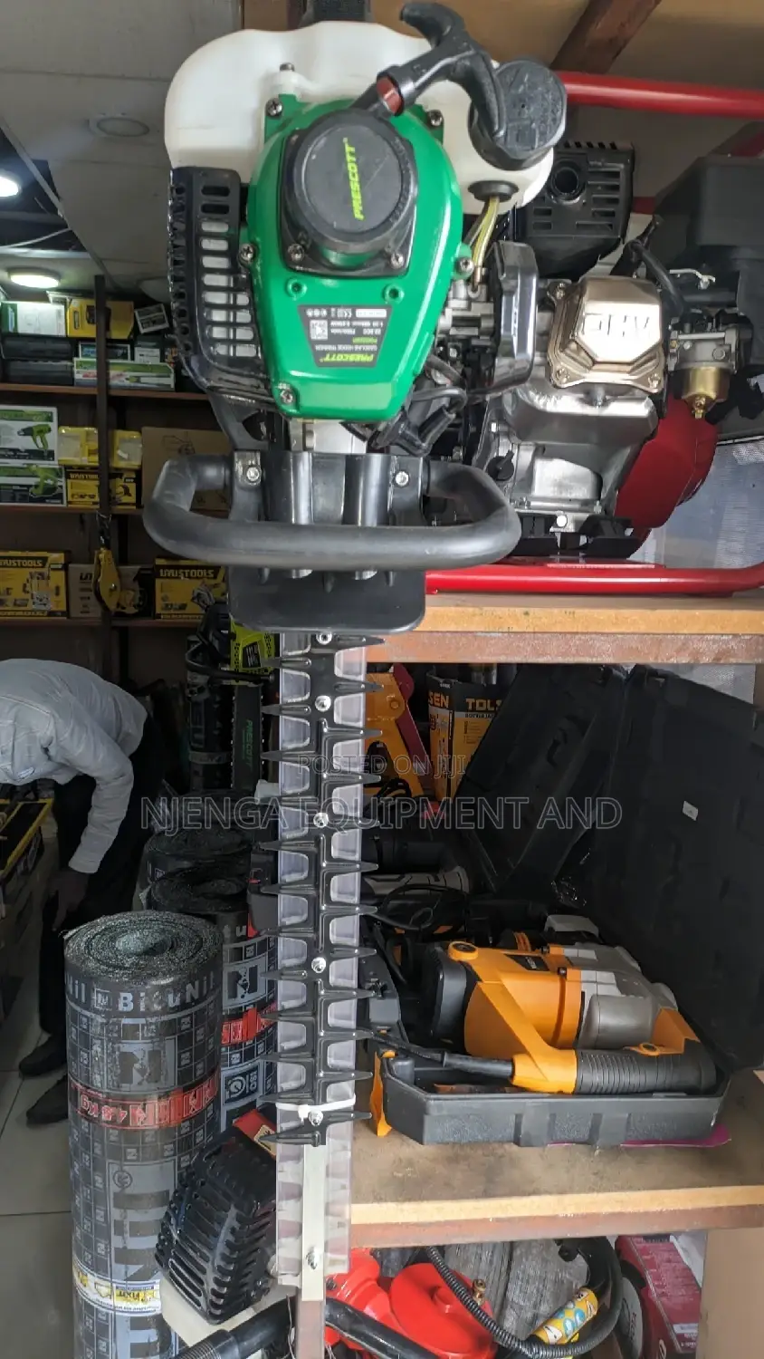 Gasoline Hedge Trimmer