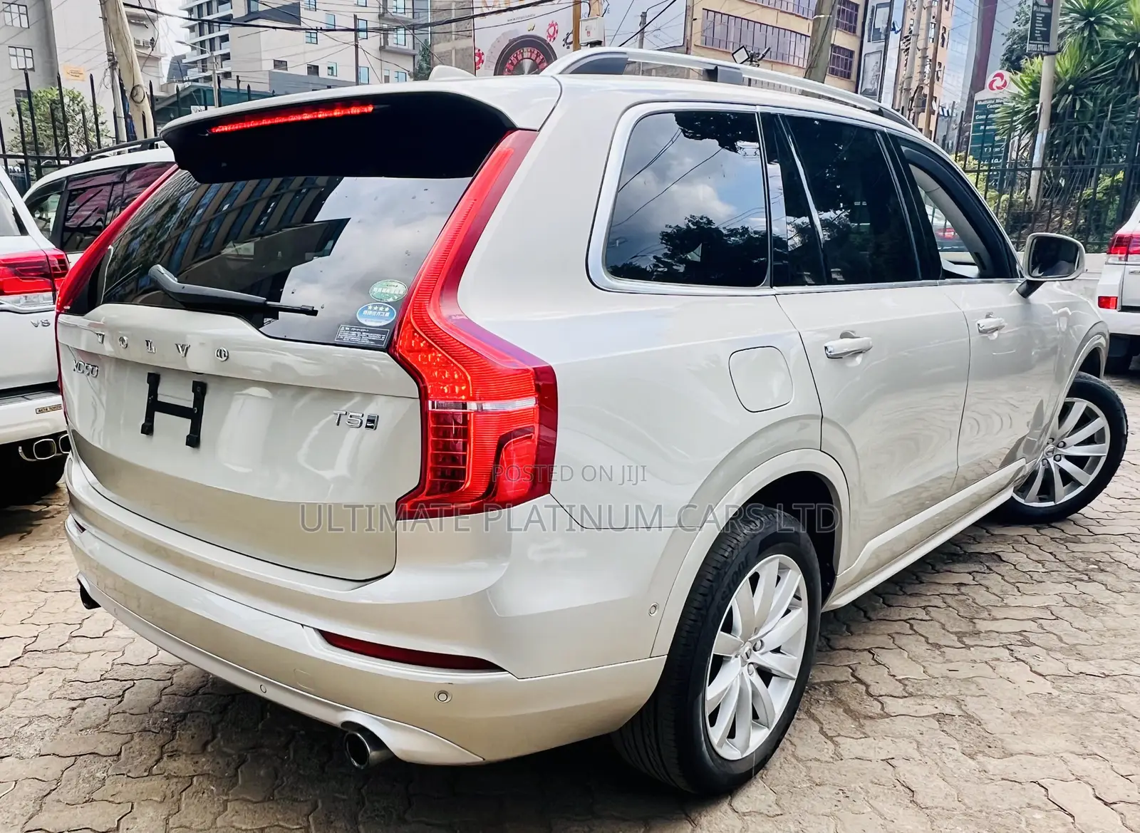 Volvo XC90 2017 Gold
