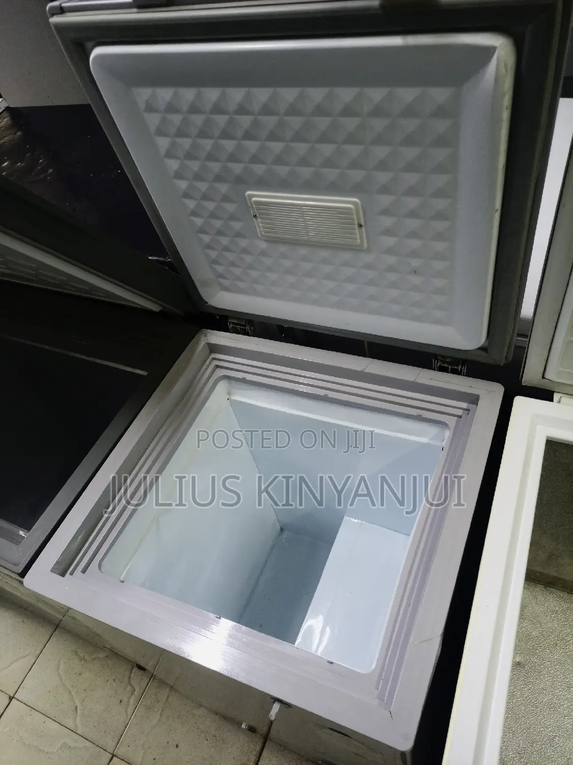 Mika Chest Freezer