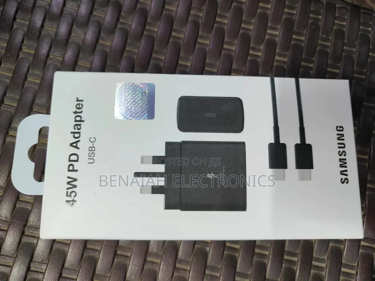 Samsung Charger.45 Watts Pd Adapter.Usb-c