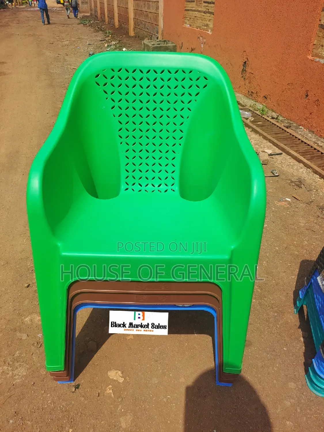 Green Easy Plastic Chair